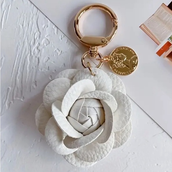 Camellia Flower Keychain Bag Charm - Picture 4 of 5